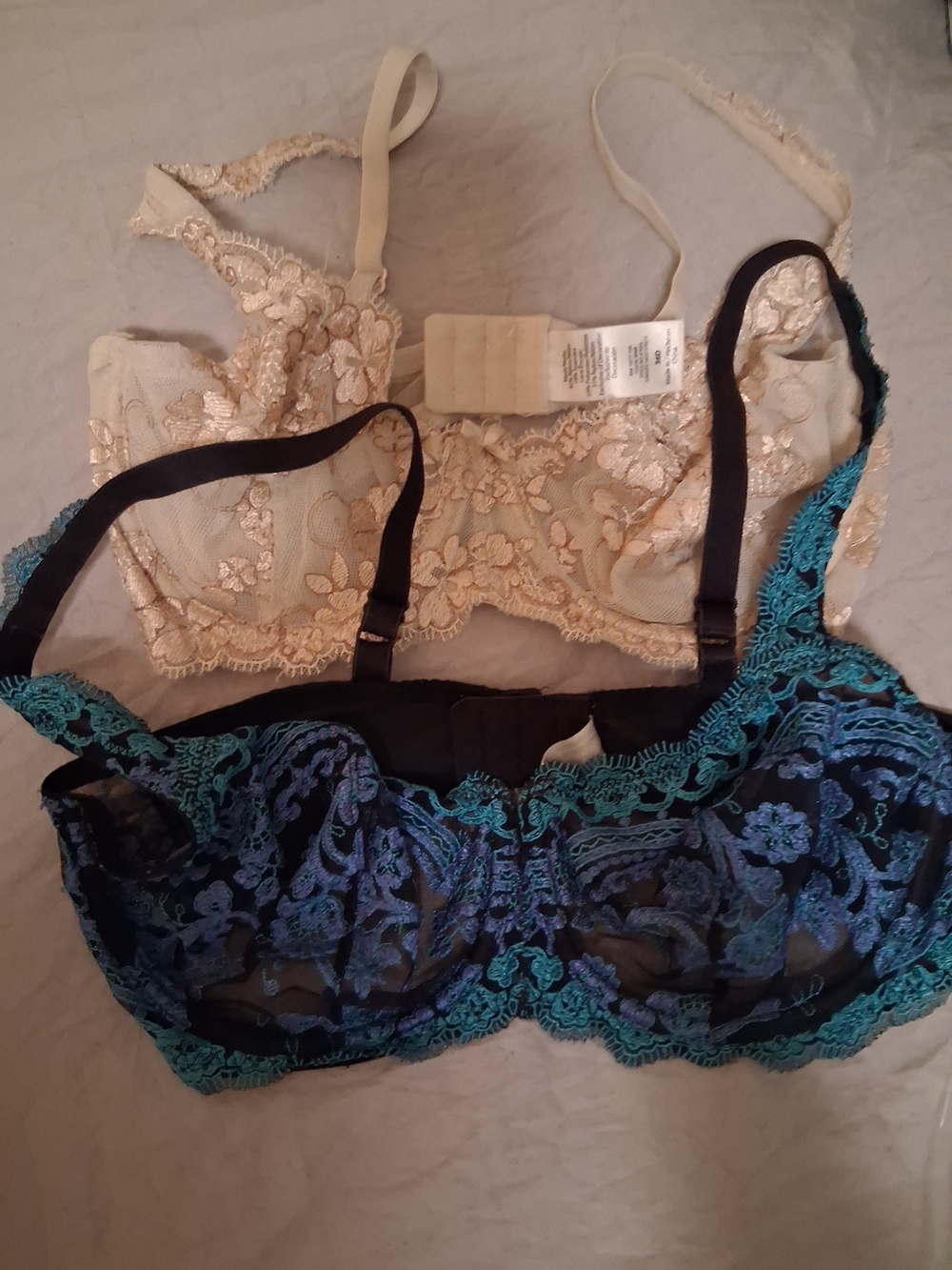 2 Unlined Ambrielle Lace Bras 36D.